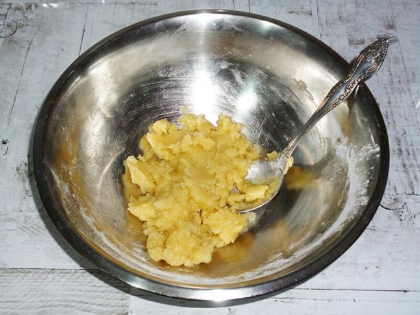 La farine avec le beurre