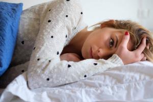 4 pour obtenir des conseils sur la façon de faire face à l'insomnie