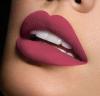 Comment choisir la nuance parfaite de rouge à lèvres. Conseils des maquilleurs expérimentés