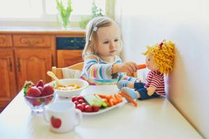 Que faire si un enfant ne mange pas bien: les 7 meilleurs trucs de vie d'un pédiatre