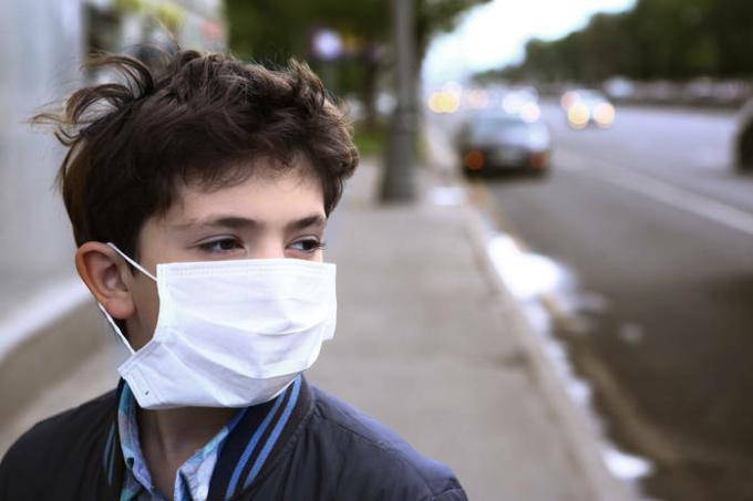 Le ministre de la Santé de l'Ukraine a dit combien de masques par jour vous avez besoin pour donner un enfant à l'école