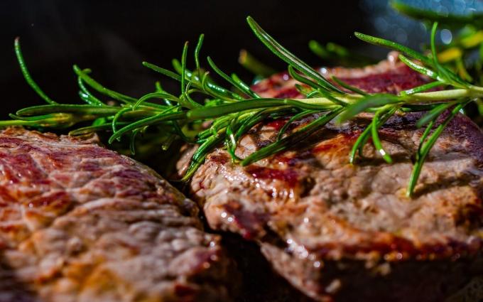 La viande rouge est utile, mais seulement si vous ne pas frire.