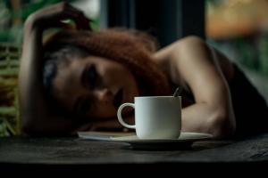 Comment éviter le café au profit du thé affecte-t-il la santé?