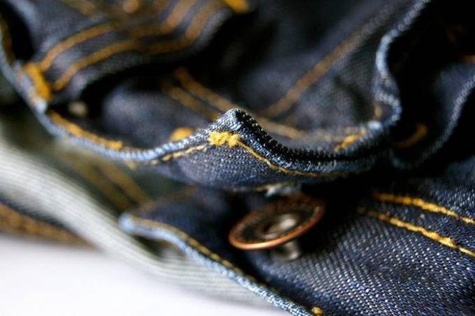 Alphabet lingère: comment adapter les jeans serrés sur un chiffre