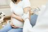 Le vaccin COVID-19 provoque l'infertilité: 5 mythes sur les vaccinations antikovidés